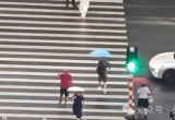 被执行的公司是空壳！股东也没钱！还能起诉董事赔钱！